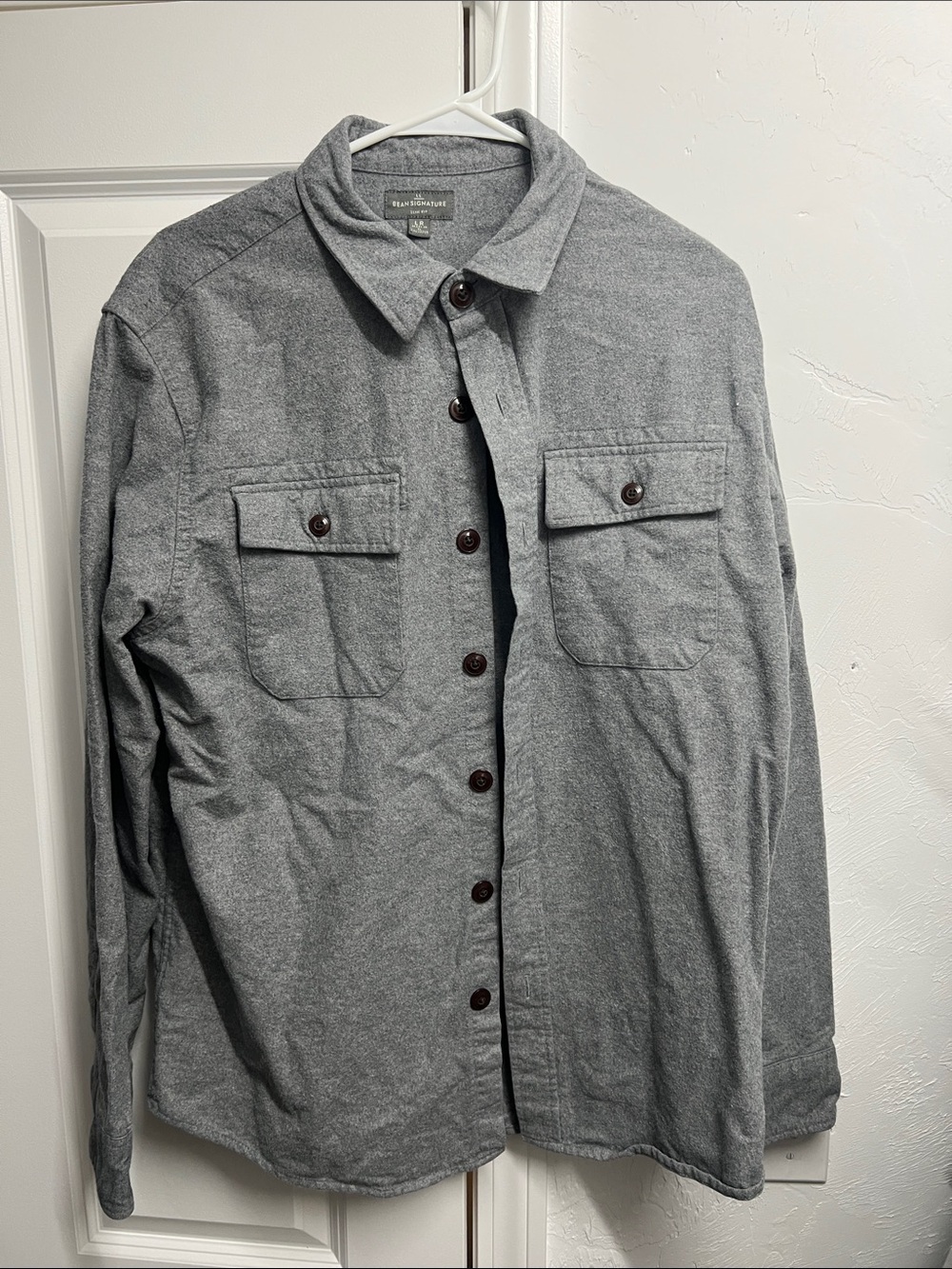 L.L. Bean Men's Light Gray Button-Up Shirt Jacket